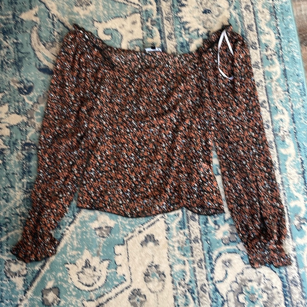 Women’s off shoulder blouse